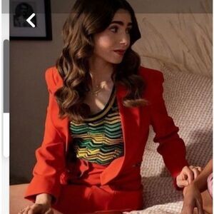 JoAnn vintage 70s 80s red embroidered Emily in Paris style linen blazer sz L